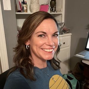 Meet your Posher, Debra